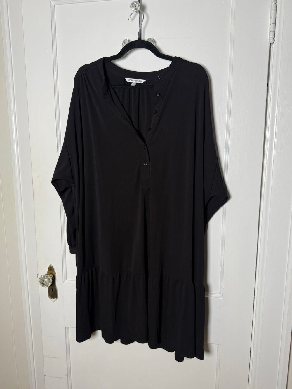 Elizabeth and James Black Billowy Long Sleeve Drop Waist Flowy Dress Plus 1X